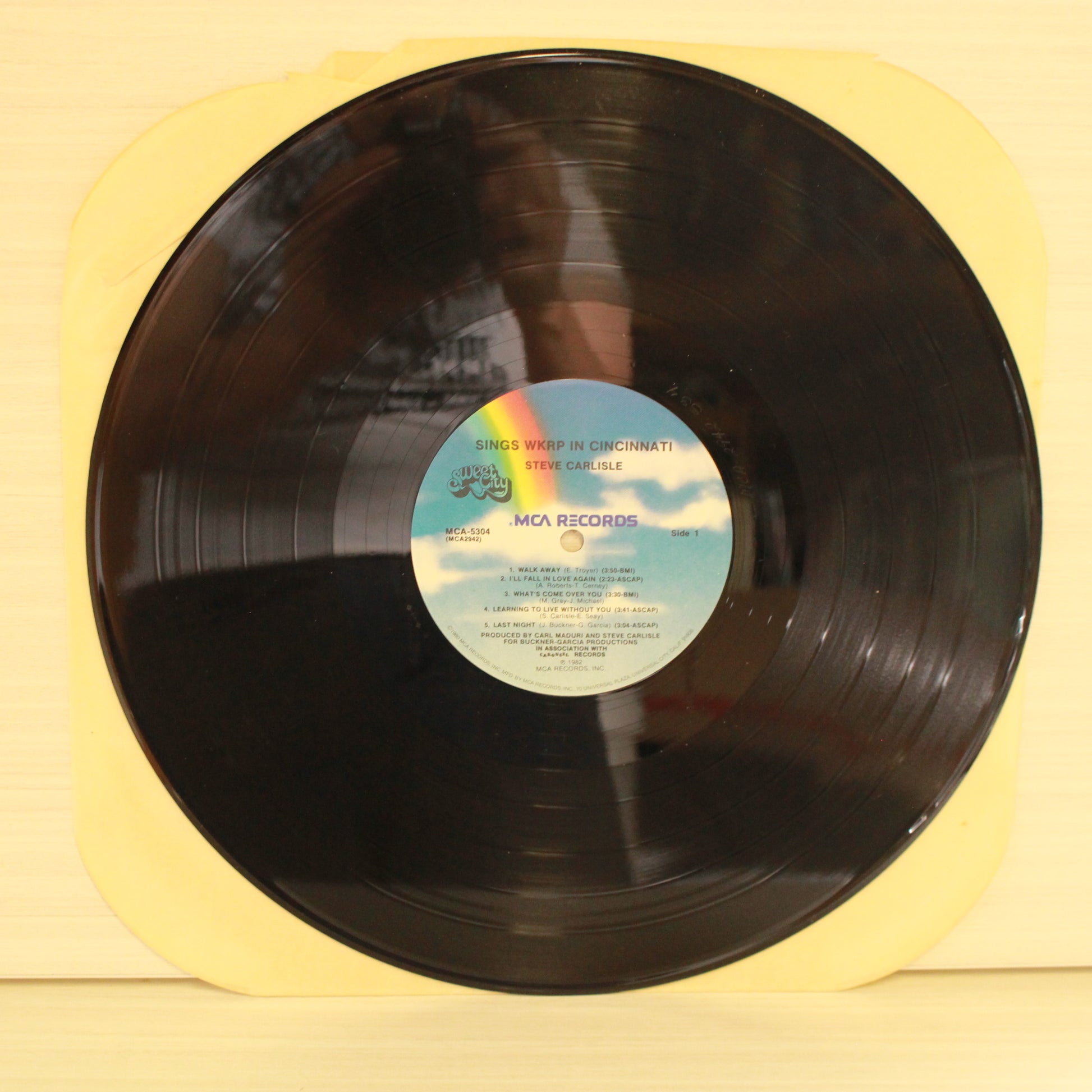 Steve Carlisle : Sings WKRP In Cincinnati (LP)