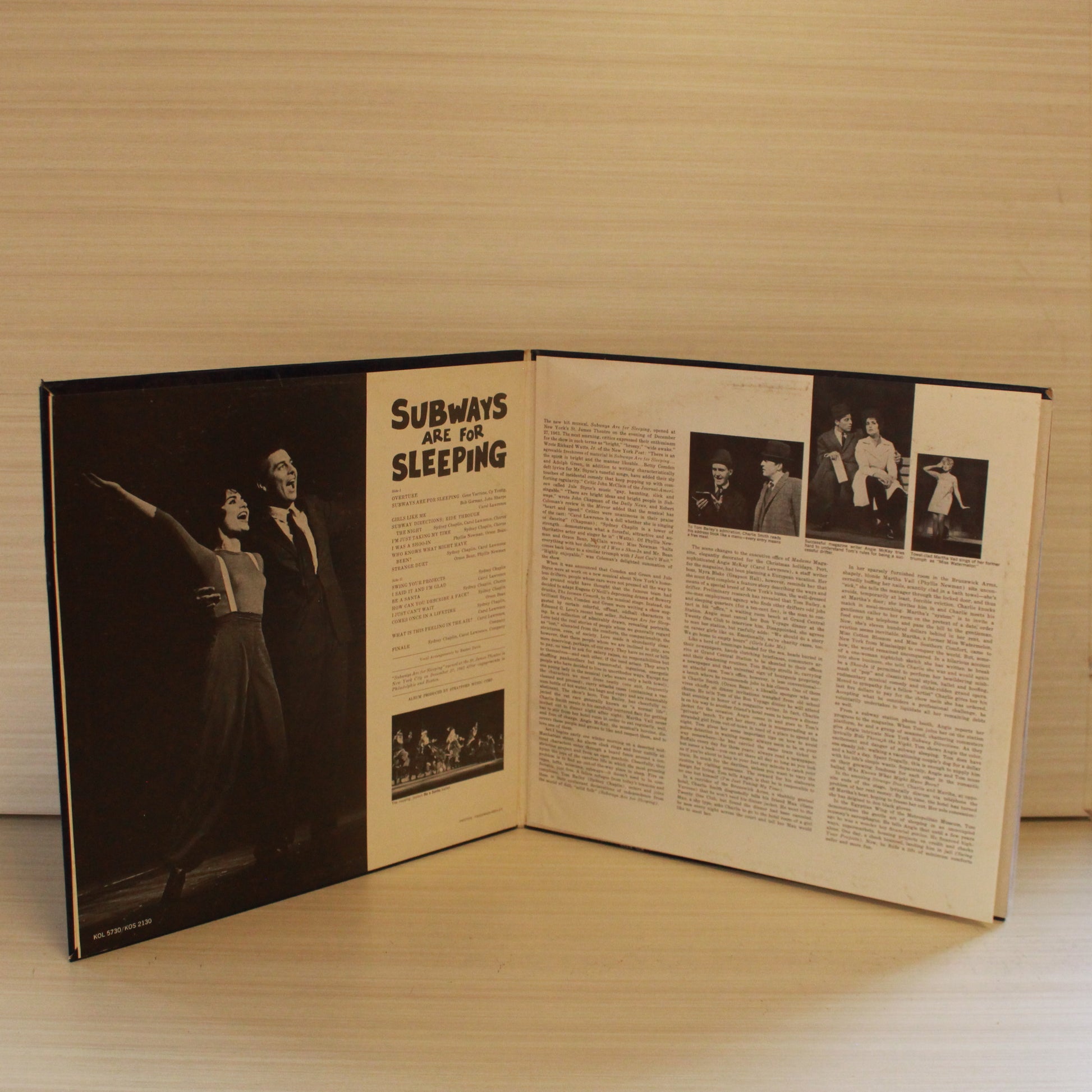 Jule Styne , Lyrics By Betty Comden And  Adolph Green / Featuring Sydney Chaplin, Carol Lawrence, Orson Bean , Presented By David Merrick (2) : Subways Are For Sleeping (Original Broadway Cast Recording) (LP,Album,Stereo)