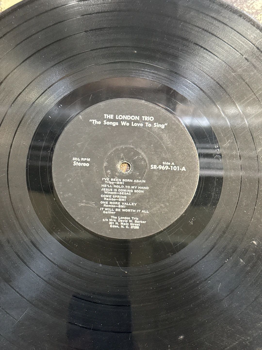 London Trio, The – The Songs We Love To Sing (2013, Third Man Records)