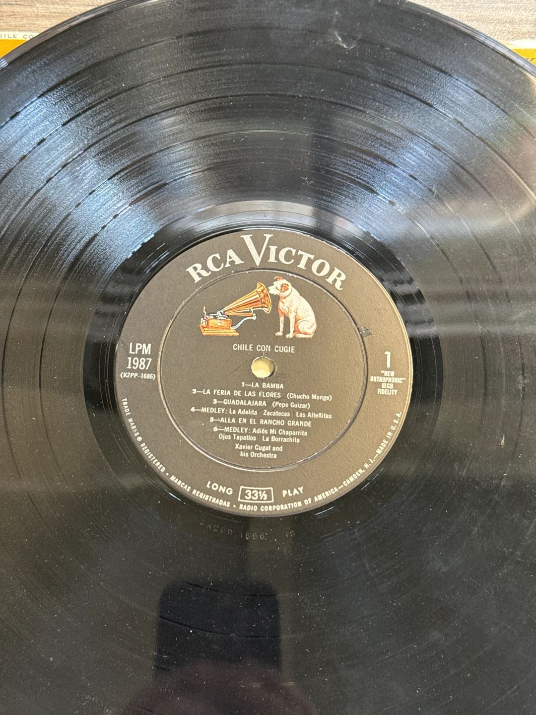 Xavier Cugat And His Orchestra – Chile Con Cugie (1959, RCA)