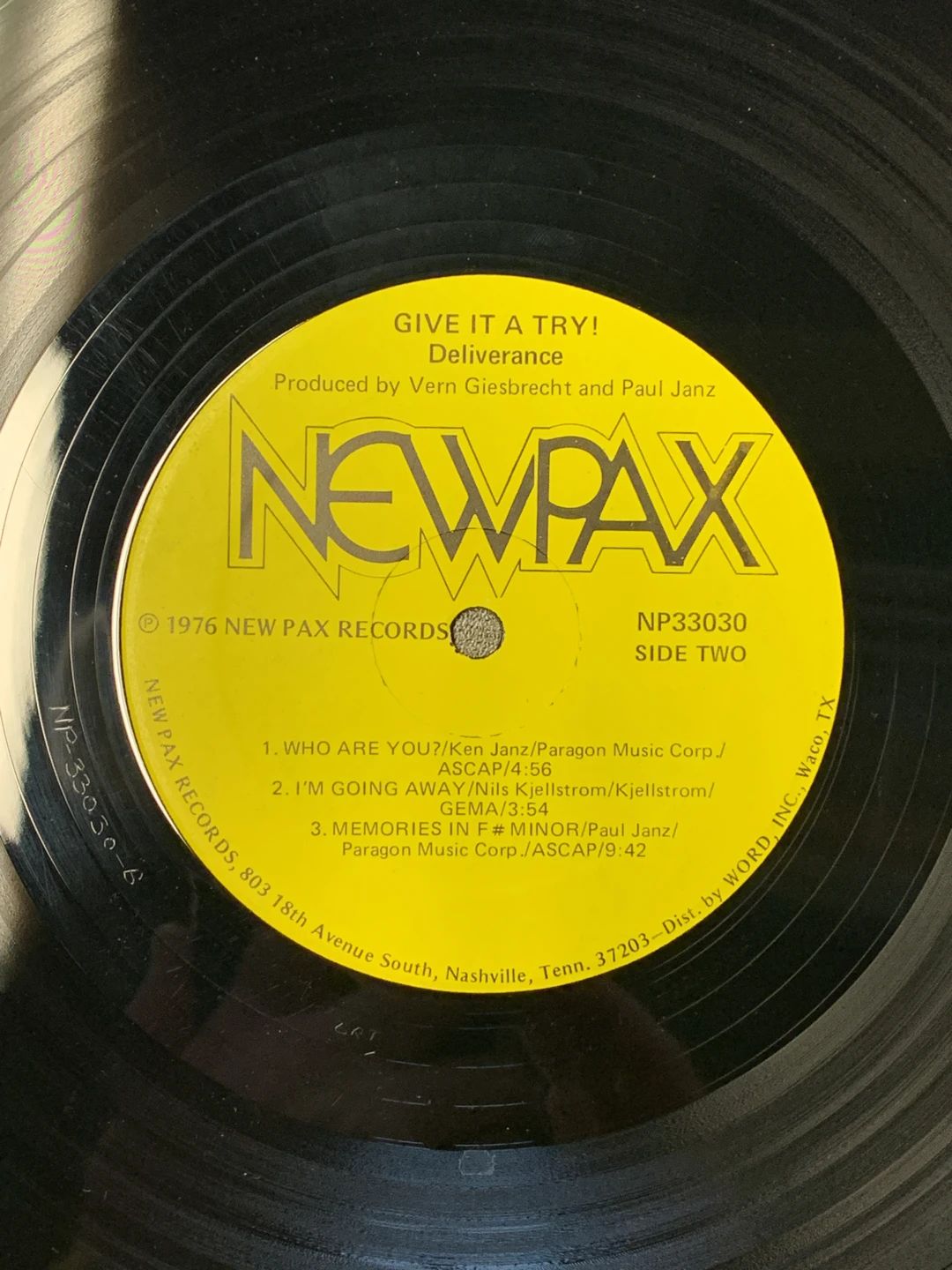 Deliverance (9) – Give It A Try (1976, Newpax)
