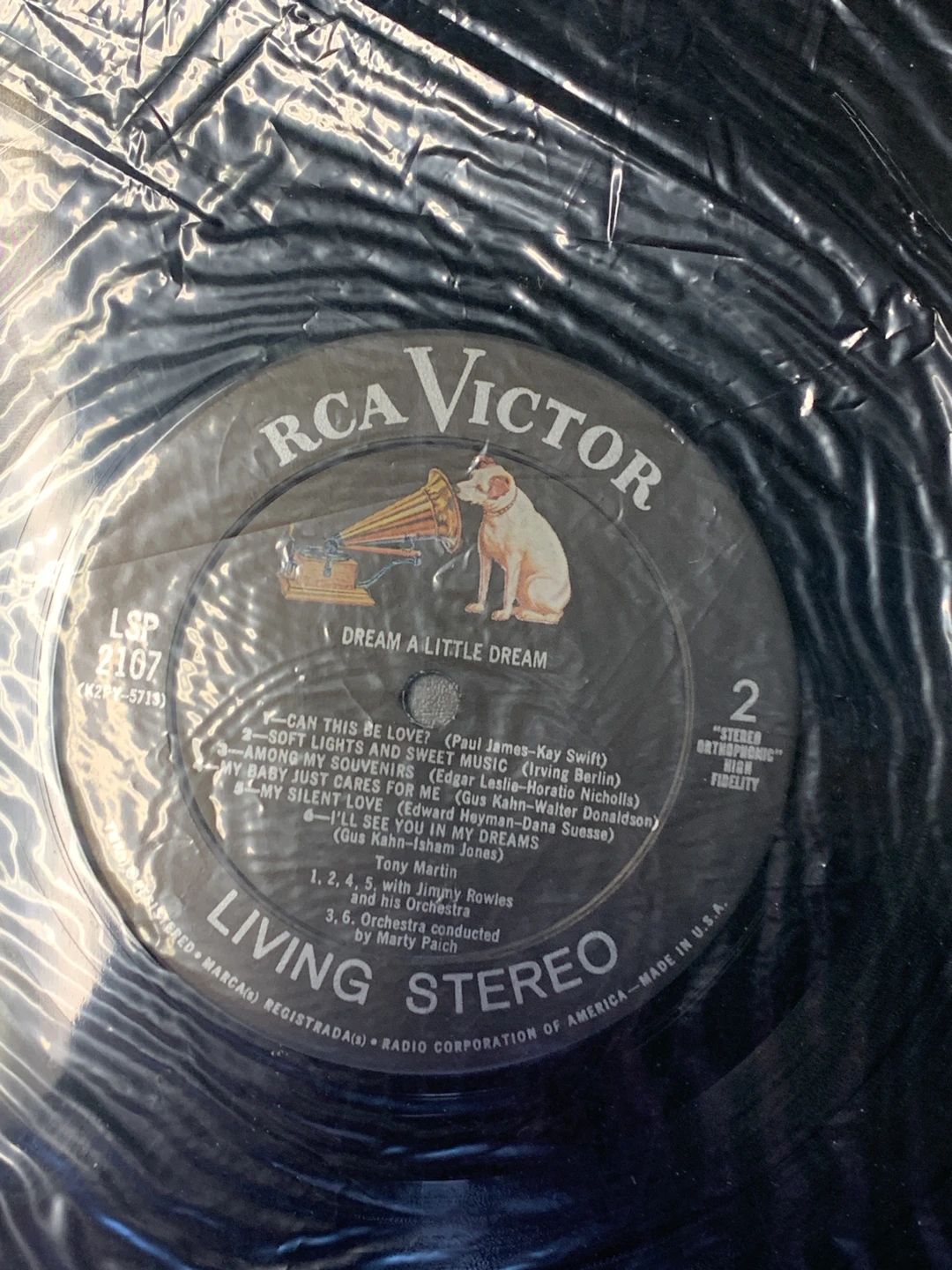 Tony Martin (3) – Dream A Little Dream (RCA Victor)