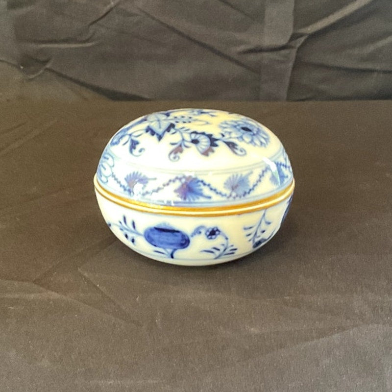 Meissen Porcelain Trinket Jar