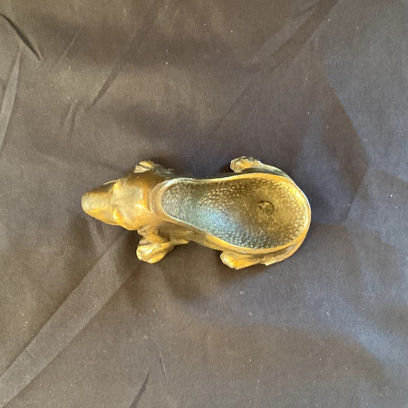 Ronson AMW Brass Basset Hound Pipe Holder