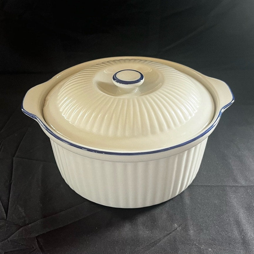 BIA Serving Bowl w/ Cupped Lid