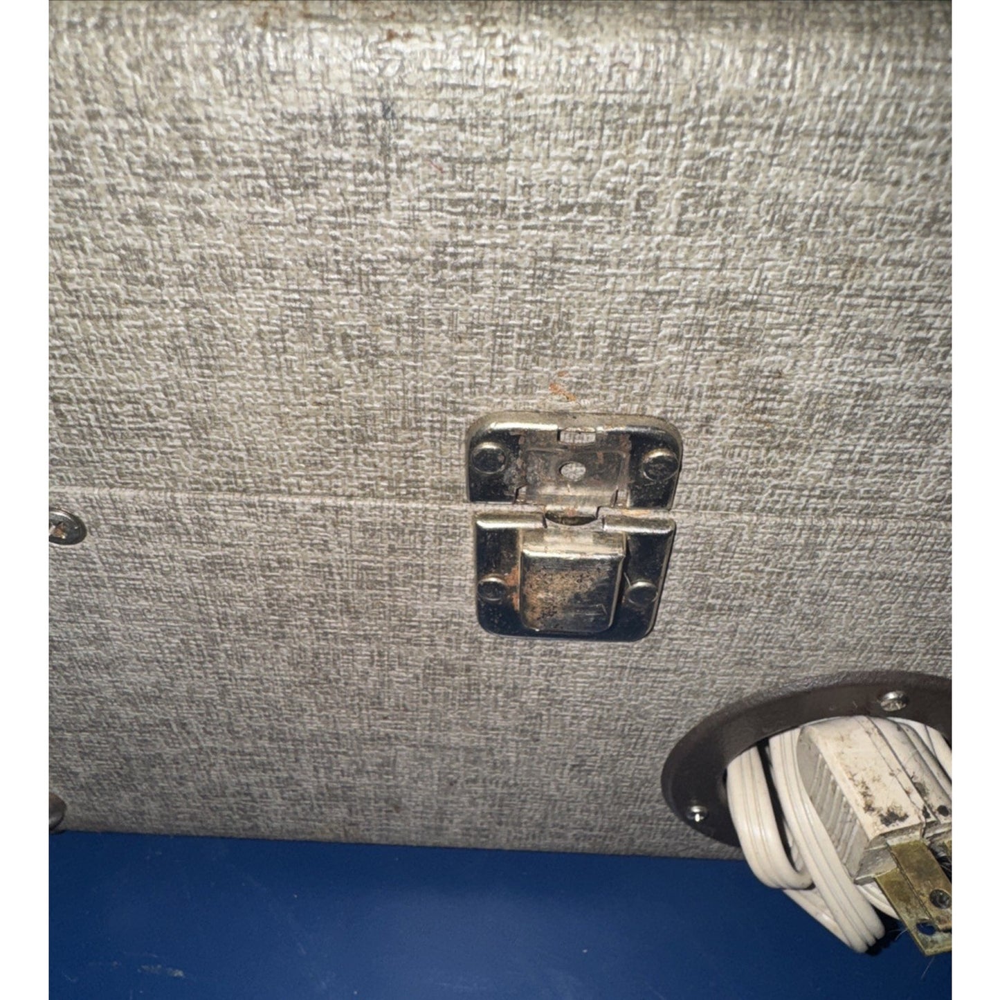 Vintage Newcomb RT-12 C Record Player Portable Turntable Tested