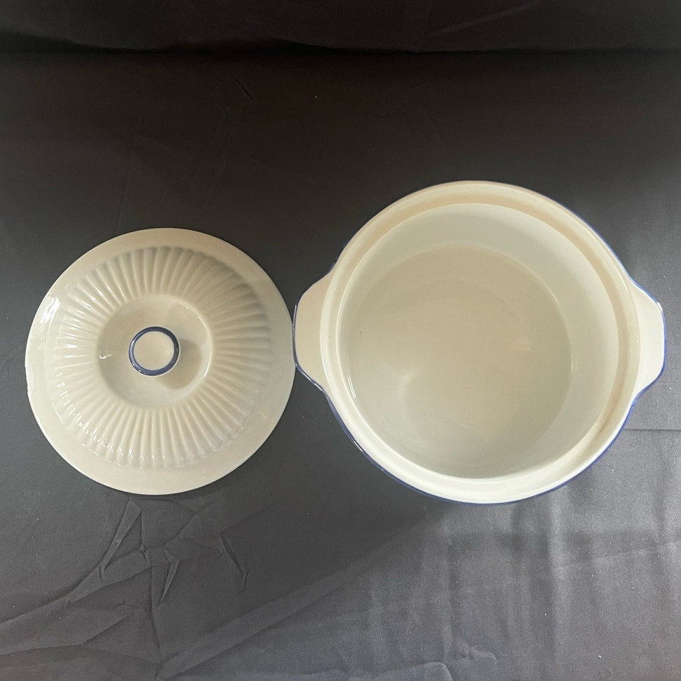 BIA Serving Bowl w/ Cupped Lid