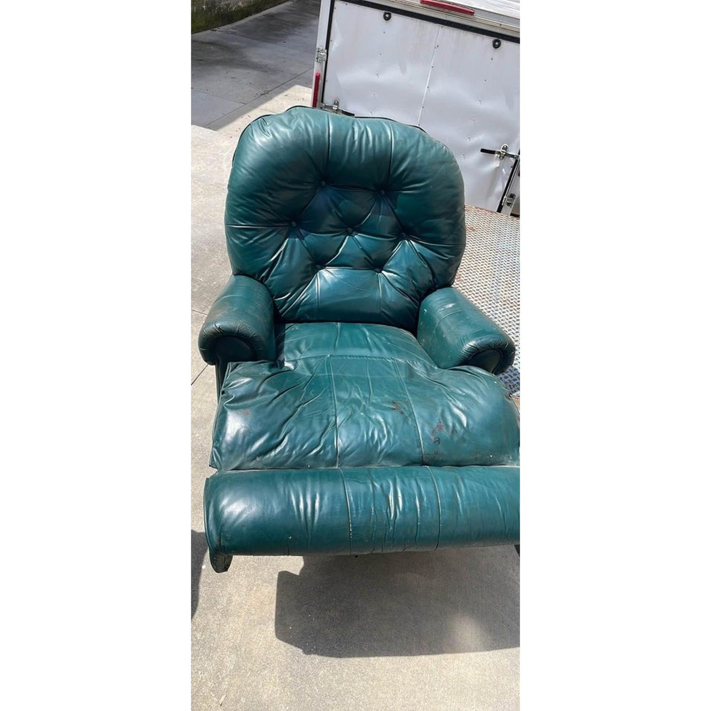 Four Piece Green Leather Living Room Sofa Loveseat And Chairs Set