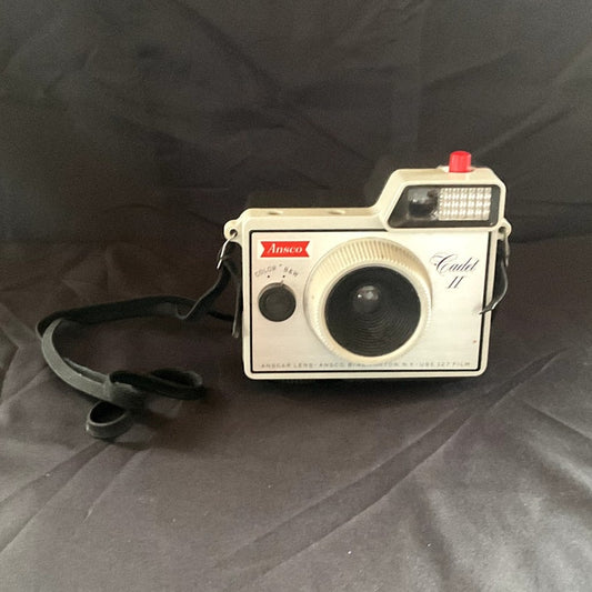 Vintage Ansco Cadet II Camera (untested)