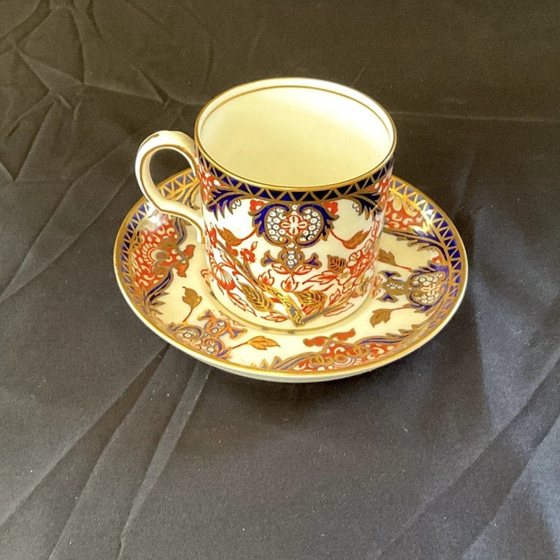 Royal Crown Derby Pattern Imari Kings #383 Tea cup & Saucer circa 1940