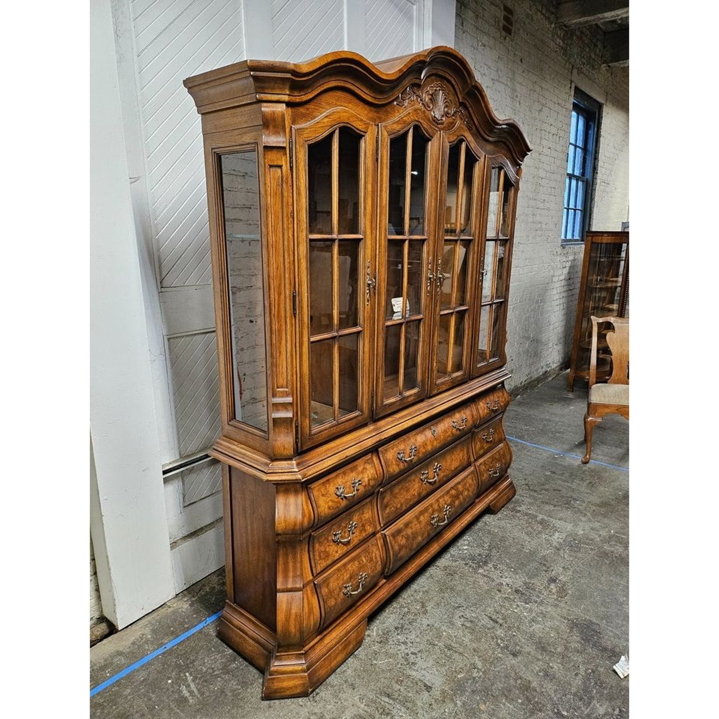 Vintage Drexel Heritage Burl Wood Illuminated Hutch