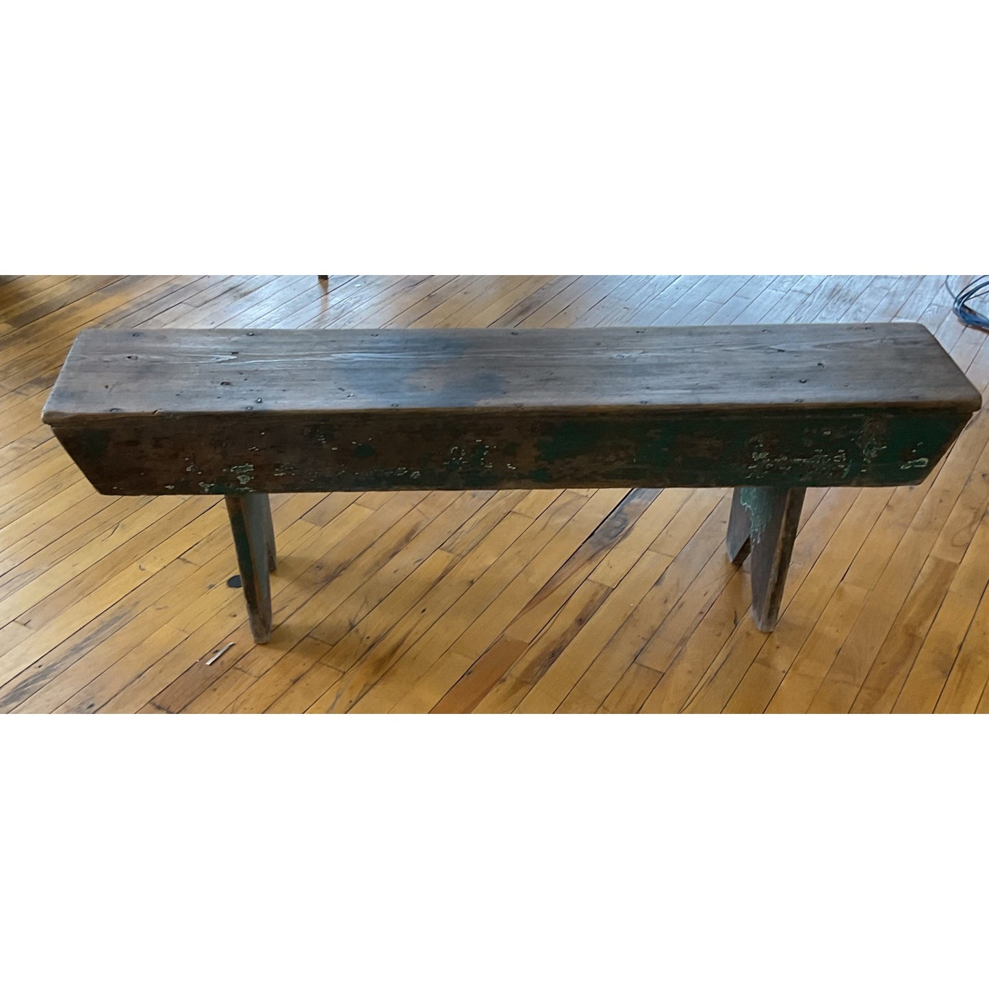 Vintage Weathered Pine Bench – Perfect for Entryway or Mudroom