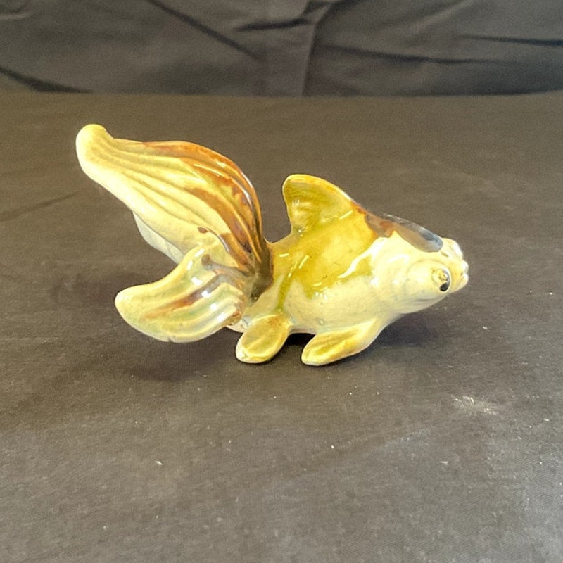 Vintage Goldfish Figurine Keramik