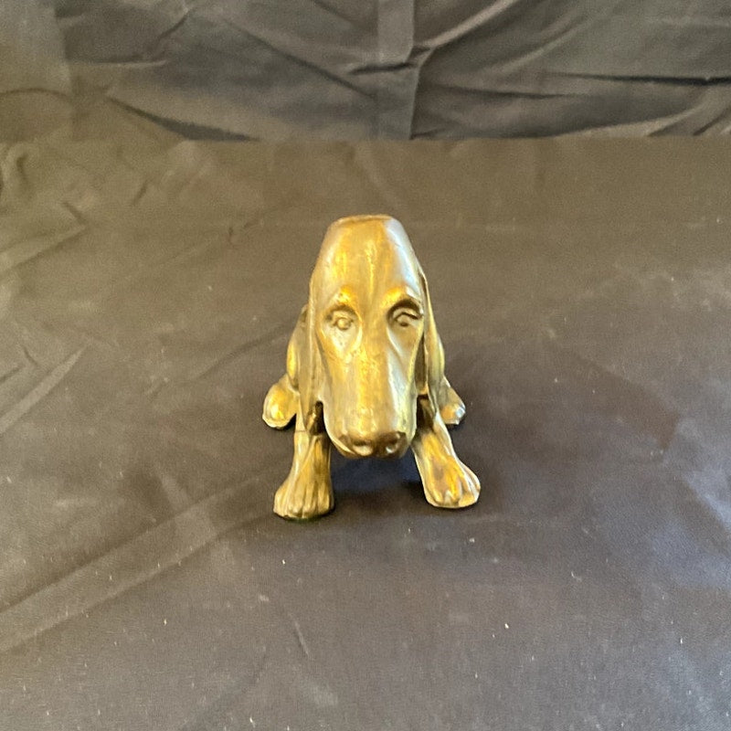 Ronson AMW Brass Basset Hound Pipe Holder