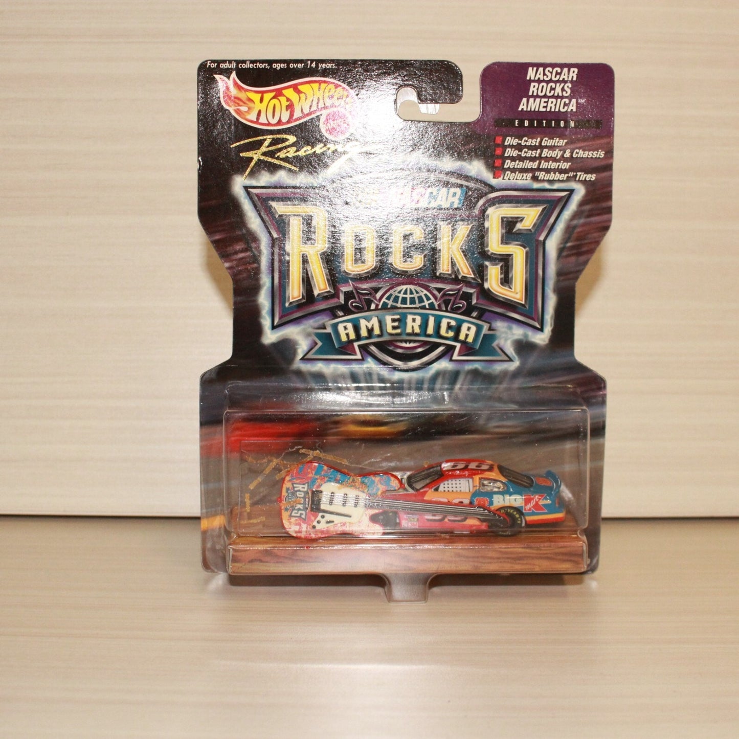 Lot of 5: Die-Cast Hot Wheels w/ Collectible Guitar  (Items 25282, 25283, 25284, 25289 and 25296)