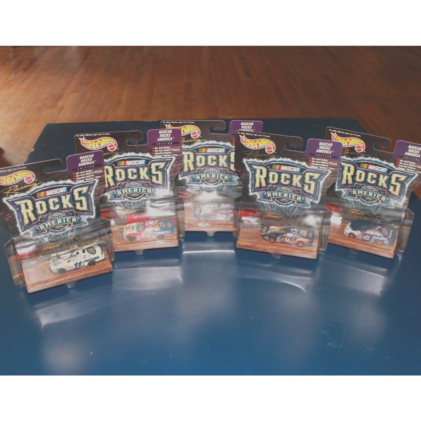 Lot of 5: Die-Cast Hot Wheels w/ Collectible Guitar  (Items 25282, 25283, 25284, 25289 and 25296)