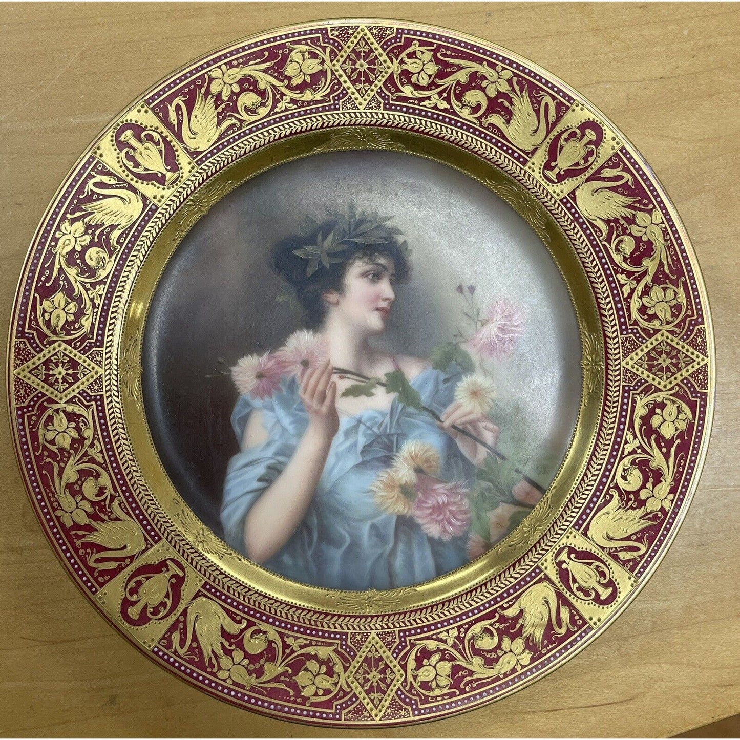 Antique Volkstetd Carl Mangus Royal Vienna Portrait Plate Circa 1814-1865