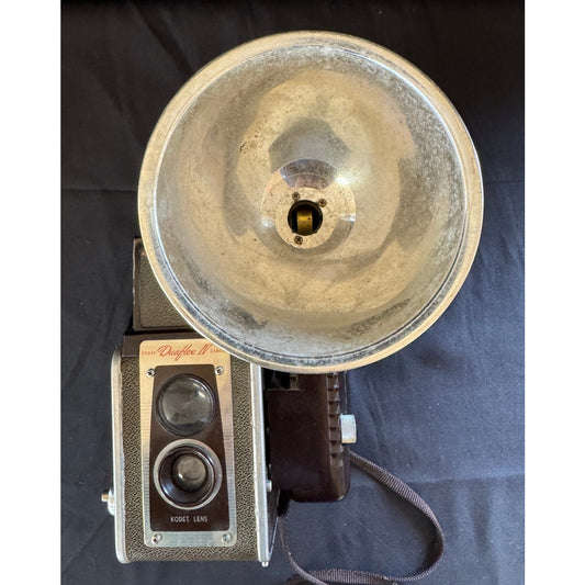Vintage Kodak Duaflex IV 620 film Camera w/ Kodet Lens & Flash