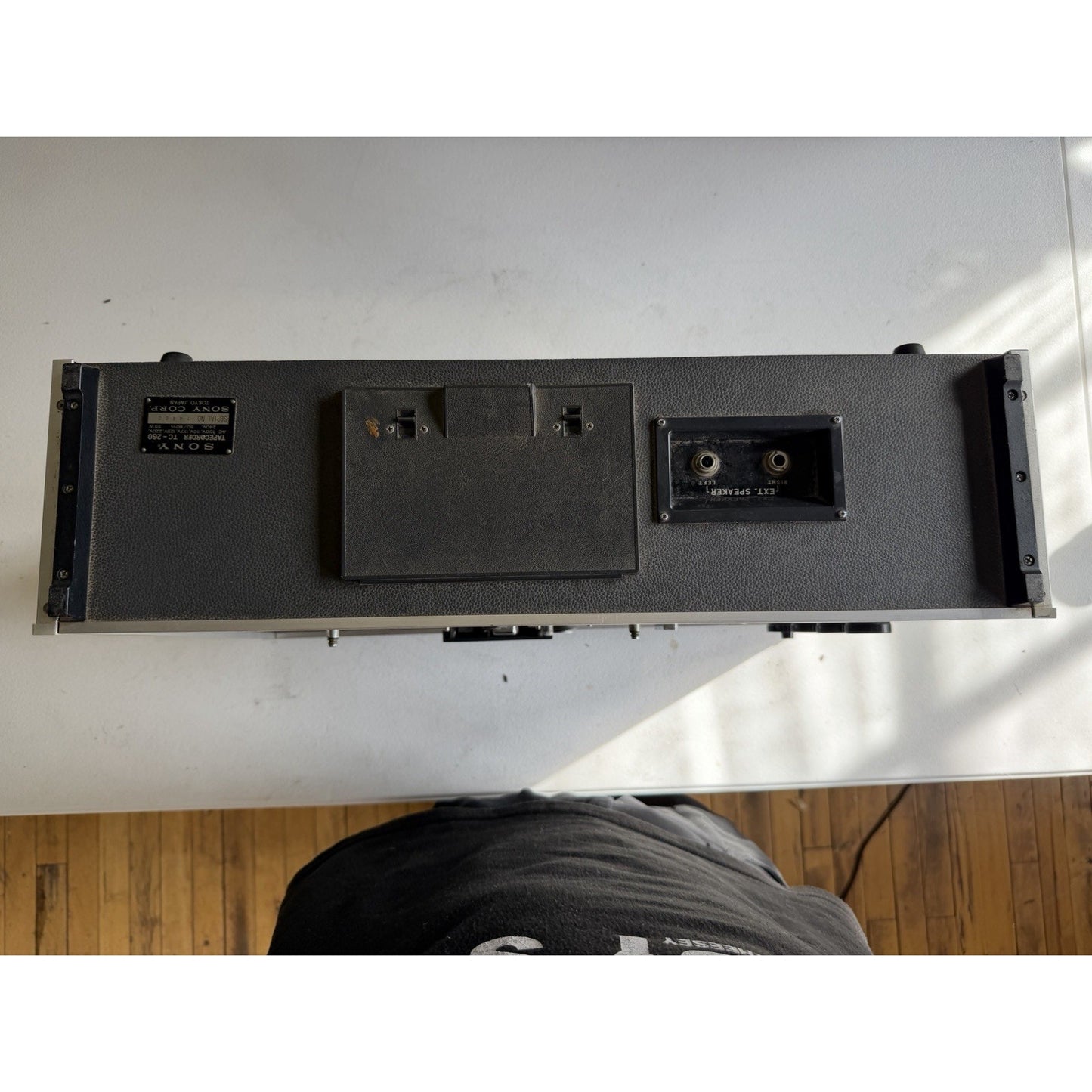 Sony TC‑260 Reel to Reel Tapecorder Stereo Player For Parts or Repair