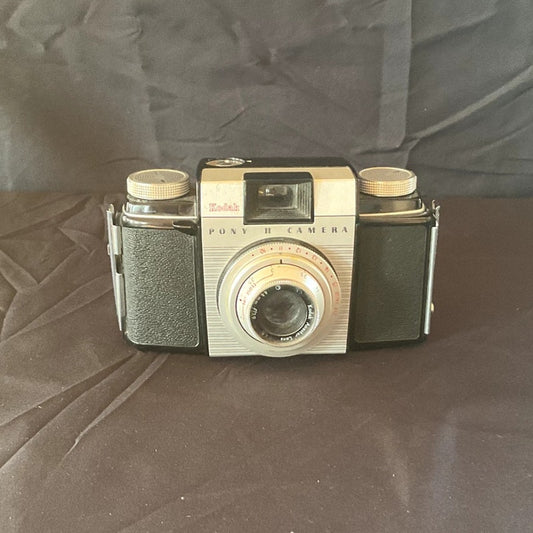 Vintage Kodak Pony II 44mm f/3.9 Anastar lens shutter speed 1/60 - Untested