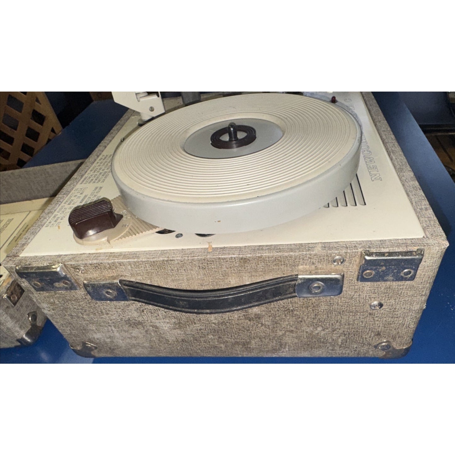 Vintage Newcomb RT-12 C Record Player Portable Turntable Tested