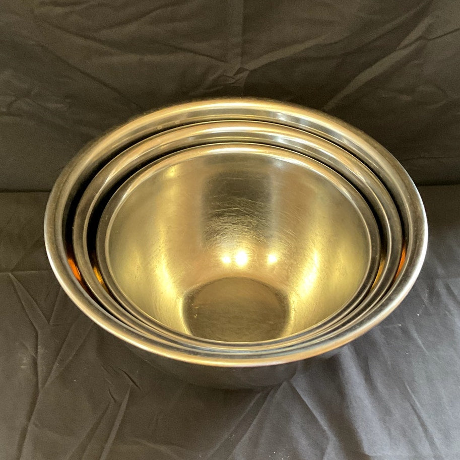 Vintage 3 Piece Stainless Steel Mixing Bowl Set