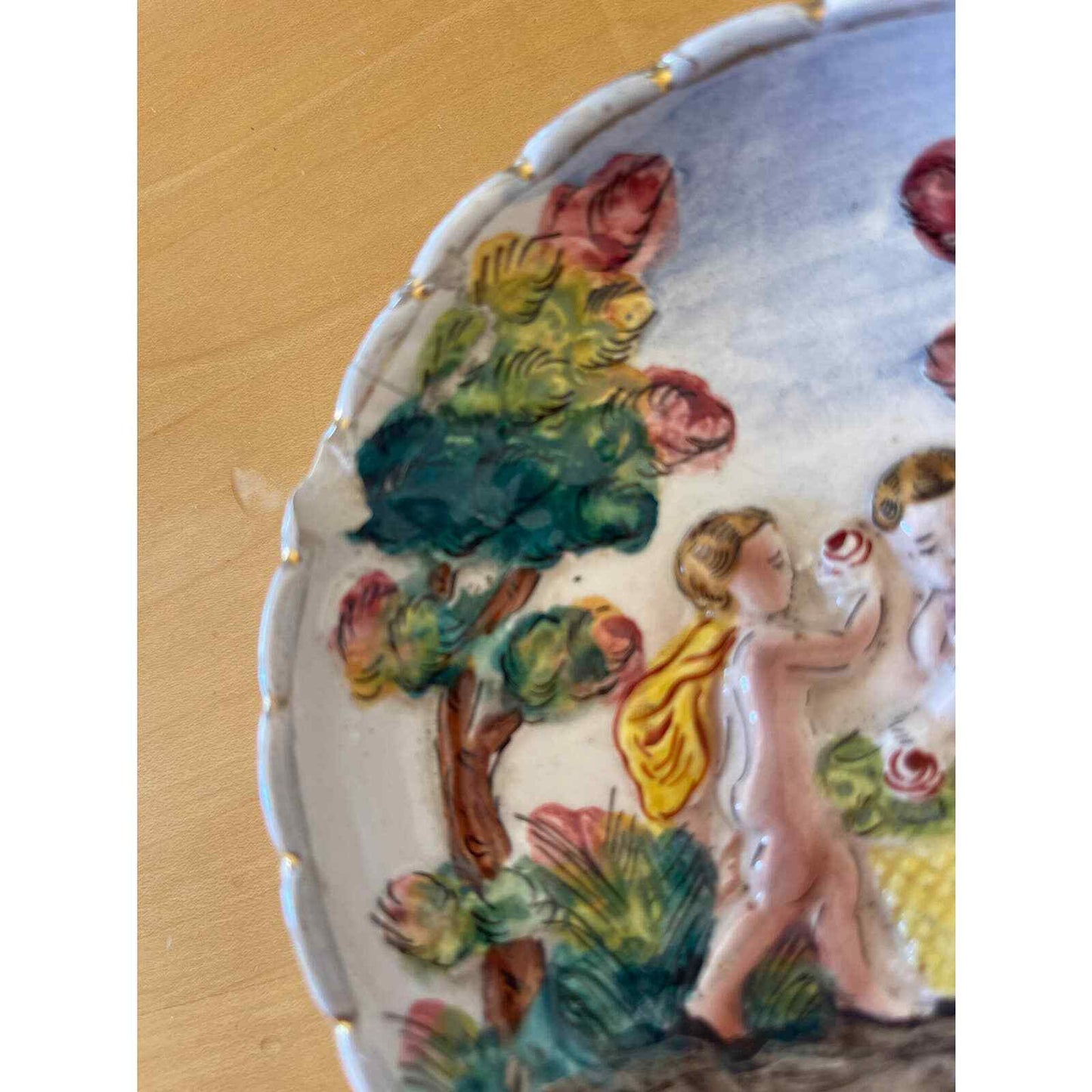 Hand Painted Capodimonte Mini Raised Putty Rose Garden Wall Plate