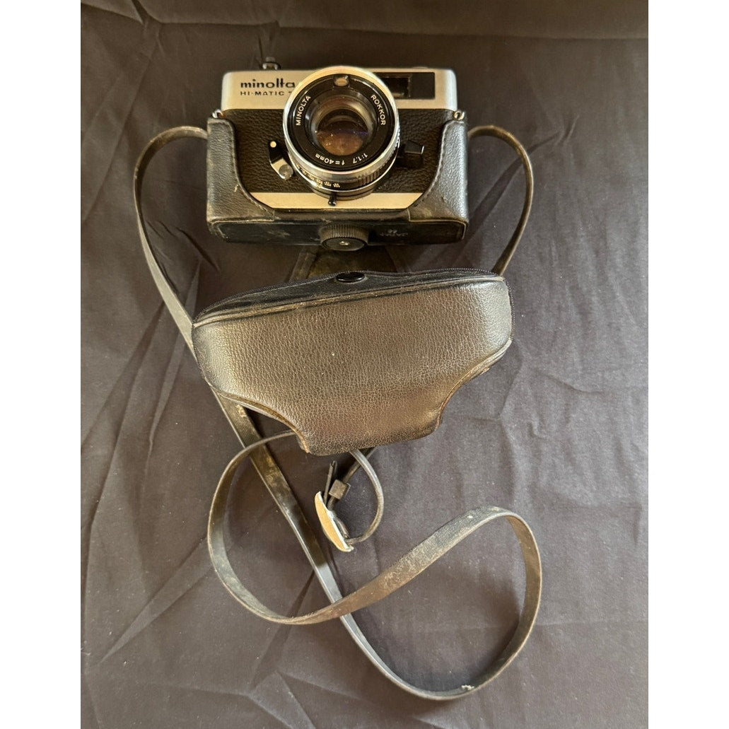 Minolta Hi-Matic 7Sii Film Camera 35mm Rangefinder With Rokkor 40mm F/1 7 w/ Original Leather Case