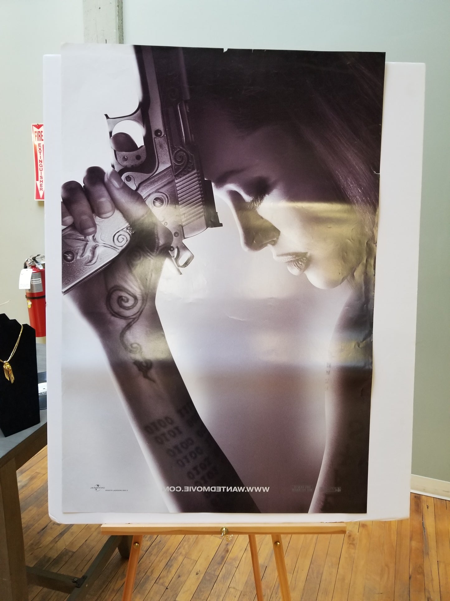 Wanted (2008) original movie poster - detail