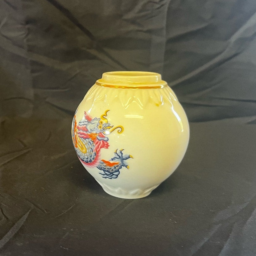 Chinoiserie Dragon Decorative Jar