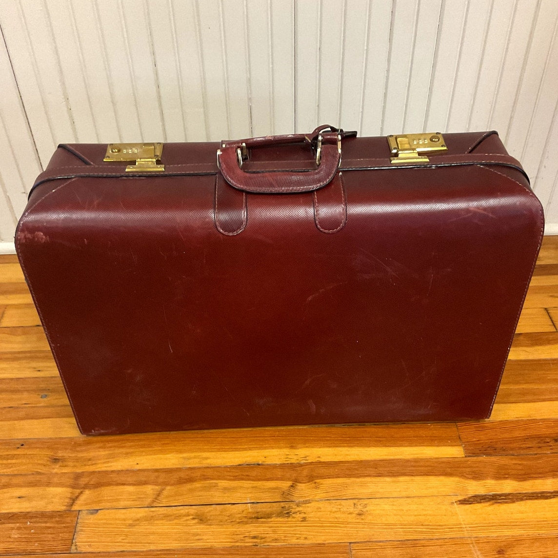 Vintage Brown Leather Bottega Venta 25 1/2" Suitcase