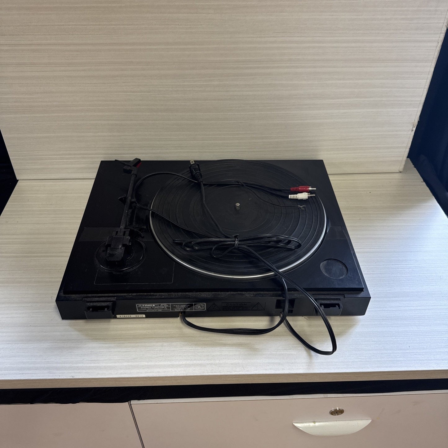 Vintage Fisher MT-883 Belt Drive Turntable – For Parts/Repair