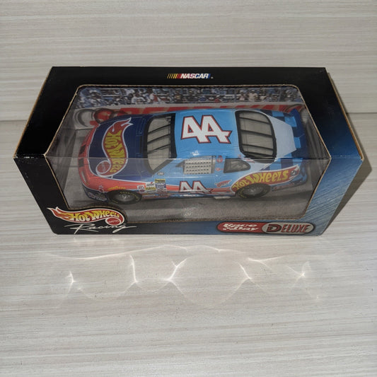 1999 Hot Wheels Kyle Petty #44 1:24 NASCAR Diecast Race Day Deluxe st310 NIB