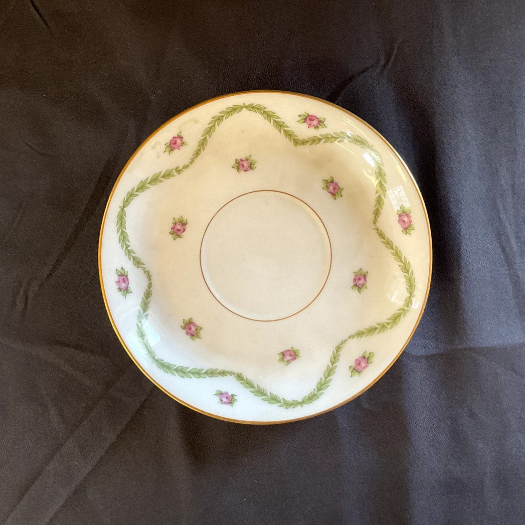L.B. King Gilded with Ivy/Rose Pattern Bullion Cup & Saucer
