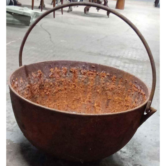 Large Vintage Cast Iron Pot