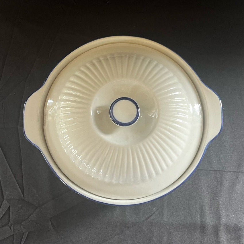 BIA Serving Bowl w/ Cupped Lid