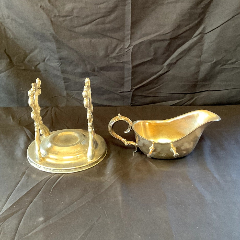 Gravy Boat on Stand