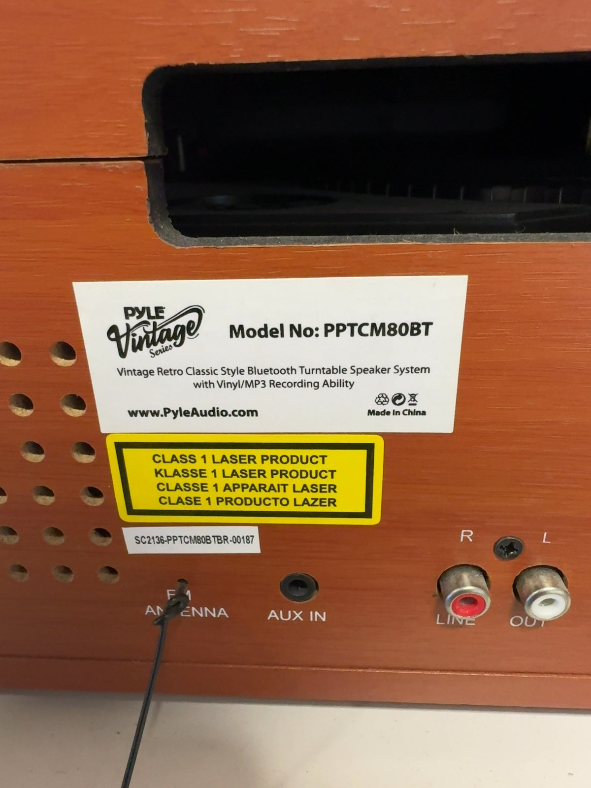Pyle pptcm80bt All In One Stereo System. Turntable, CD, Cassette, Radio. Used