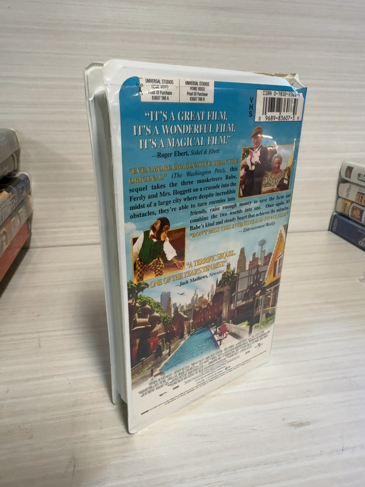 Babe: Pig in the City (VHS, 1999) James Cromwell Universal Studios Very Good
