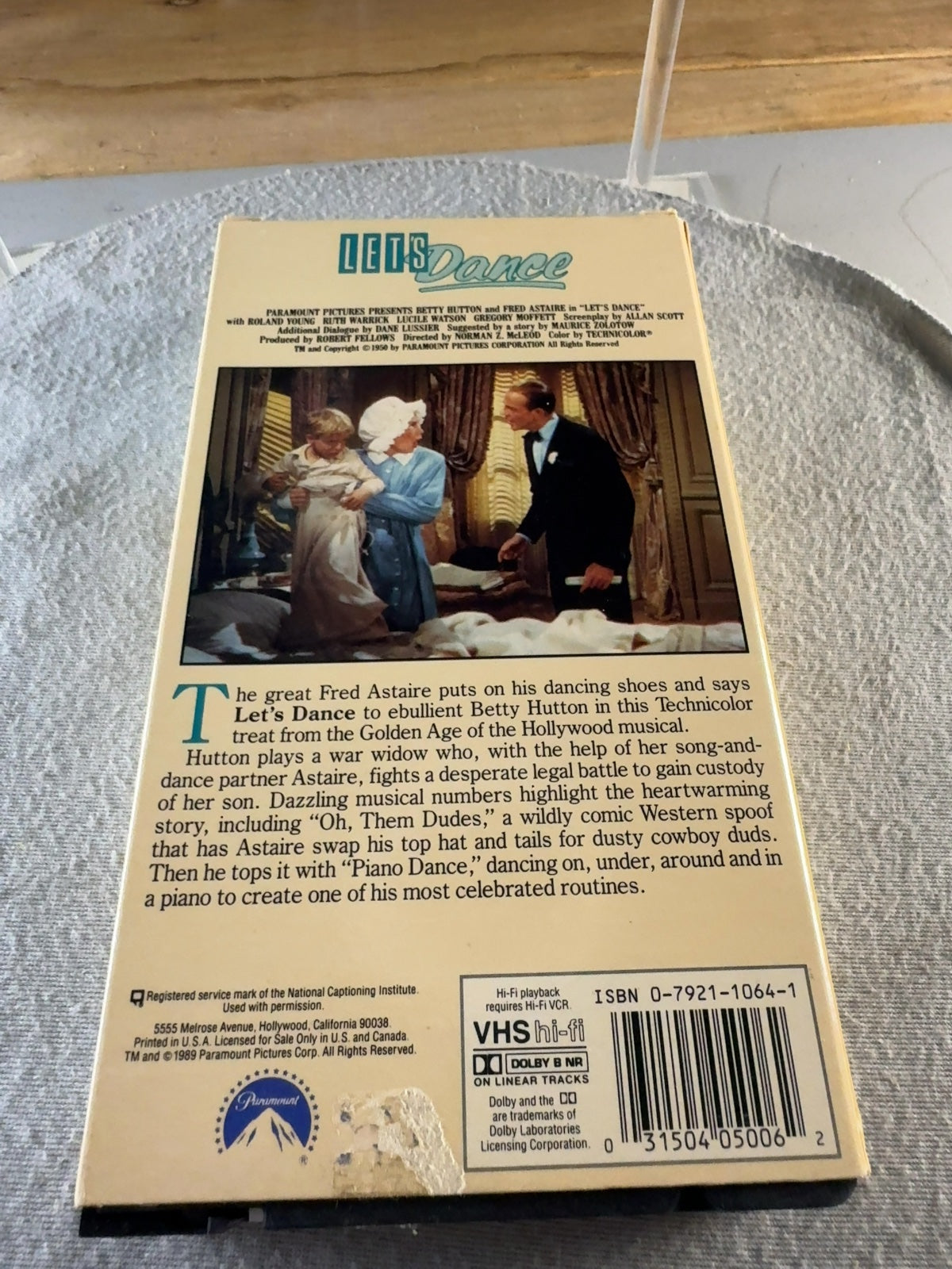 Let's Dance (VHS, 1985) David Bowie Valérie Perrine Paramount Pictures Very Good