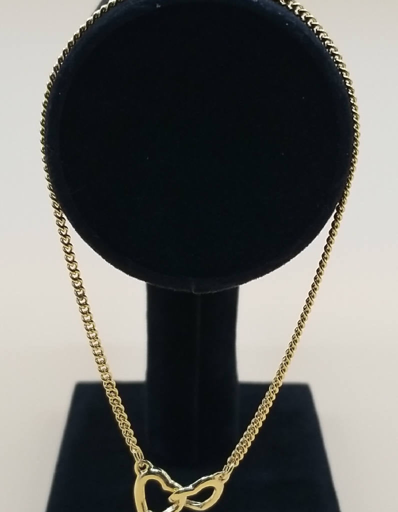 Stunning Gold Tone Heart Charm Bracelet Fashion Jewelry 7.5 Inches