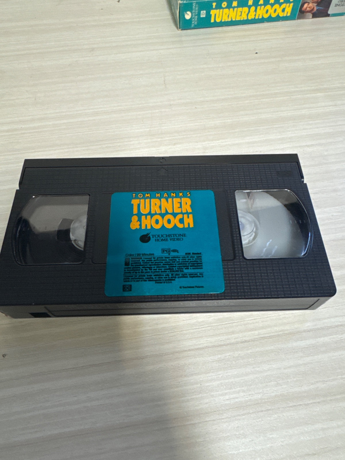 Turner and Hooch (VHS, 1996) Tom Hanks Meg Ryan Touchstone Home Video Very Good