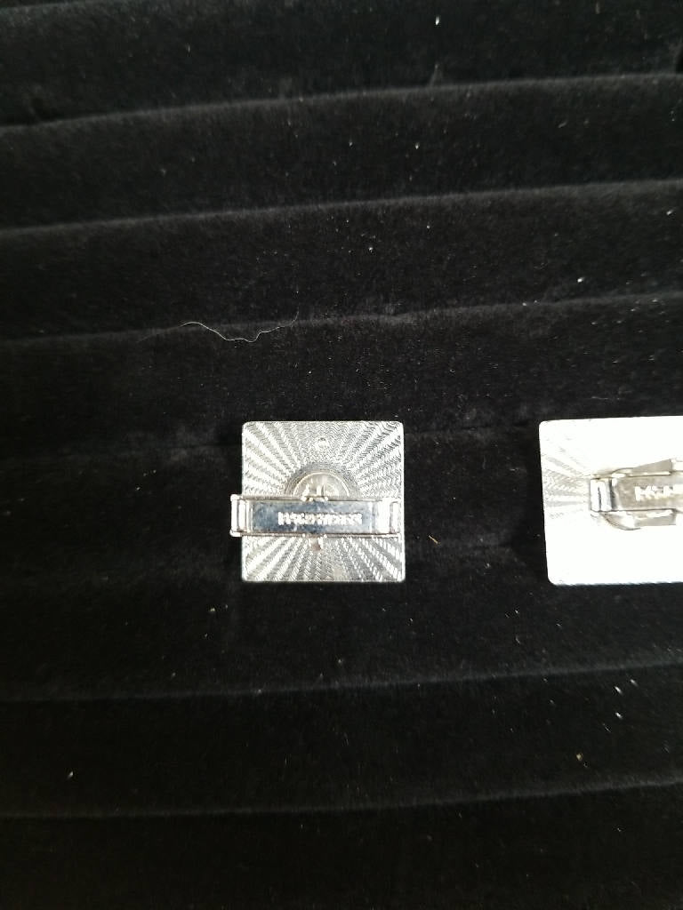 Stunning Vintage Cufflinks Classic Square Design