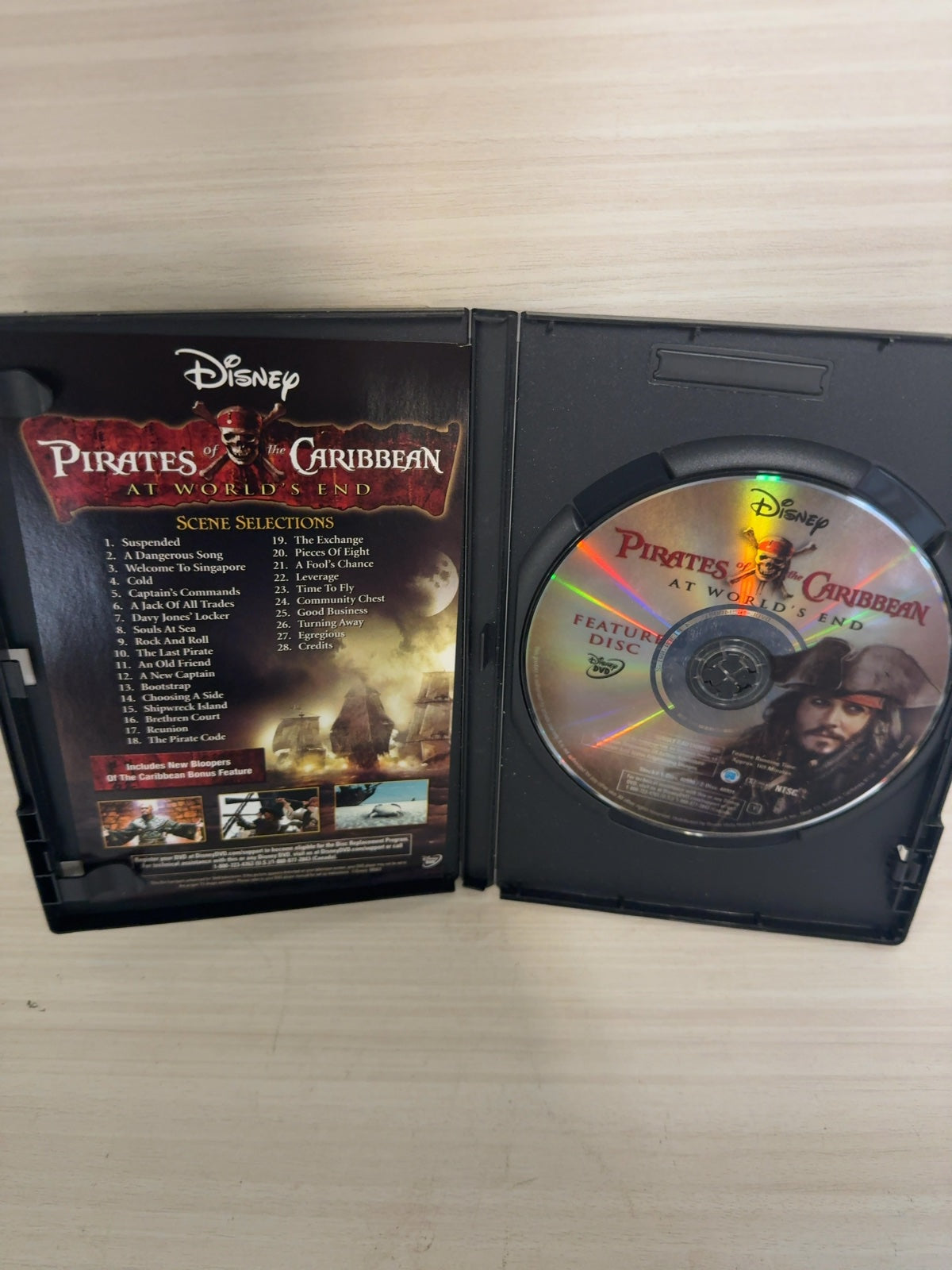 Pirates of the Caribbean: At World's End (DVD, 2007) Standard Very Good