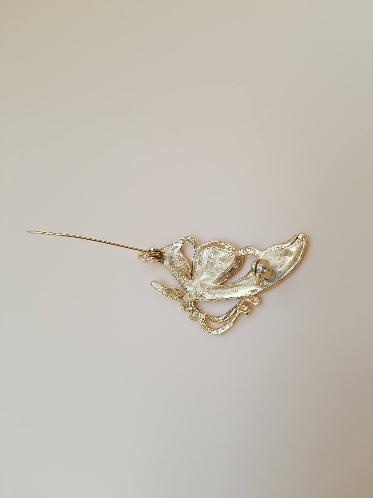 Elegant Gold Tone Blue Enamel Leaf Brooch Pin