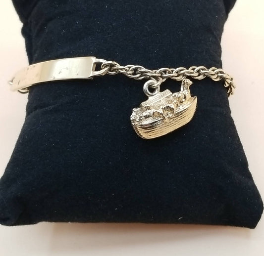 Charming Noah's Ark Bracelet, Gold Tone Chain, Collectible Piece