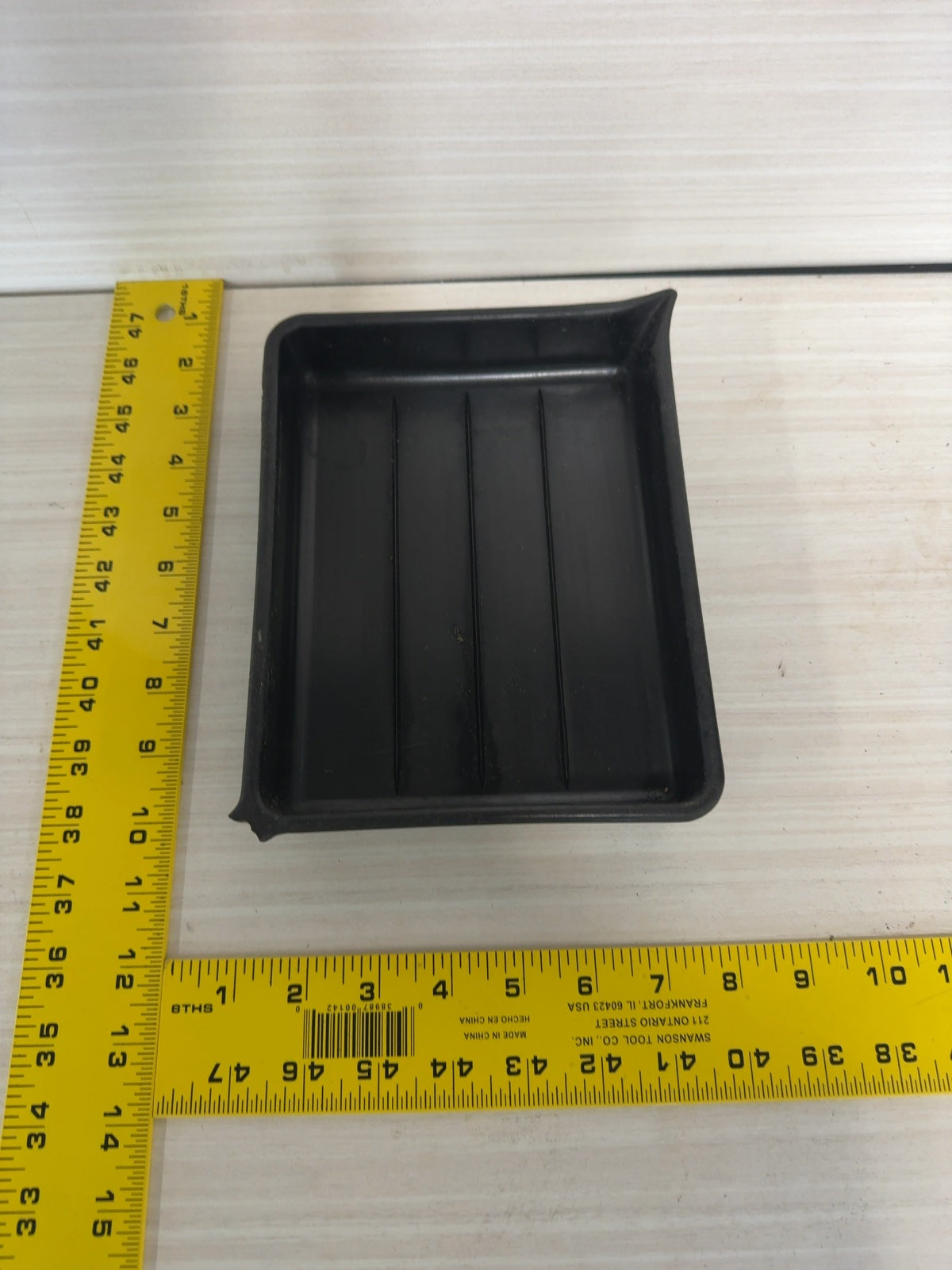 Black Plastic Darkroom Developing Tray with Ribbed Bottom 8x10