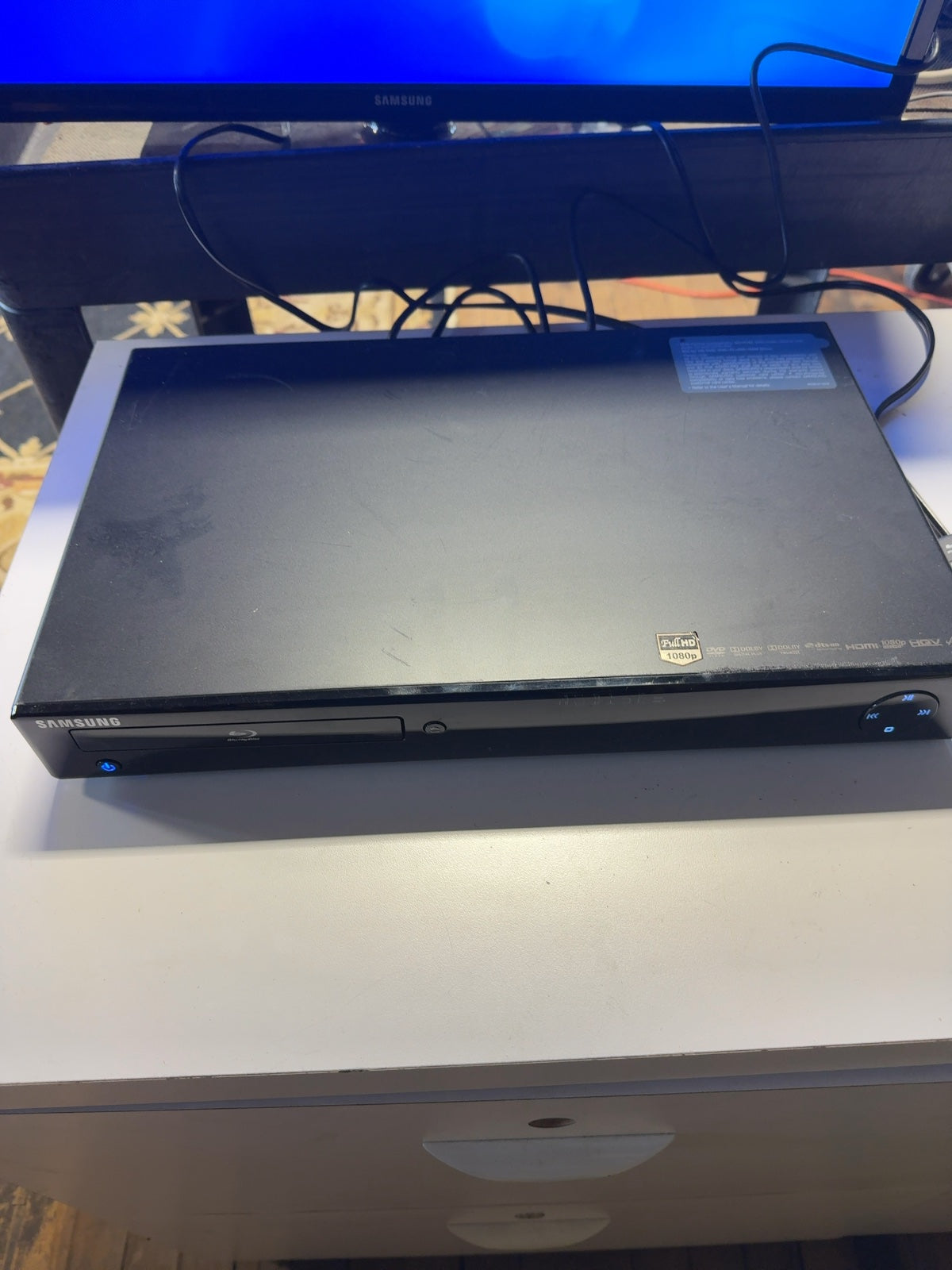 Samsung BD-P2550 Blu-ray Disc Player 1080p with Remote - Tested Working