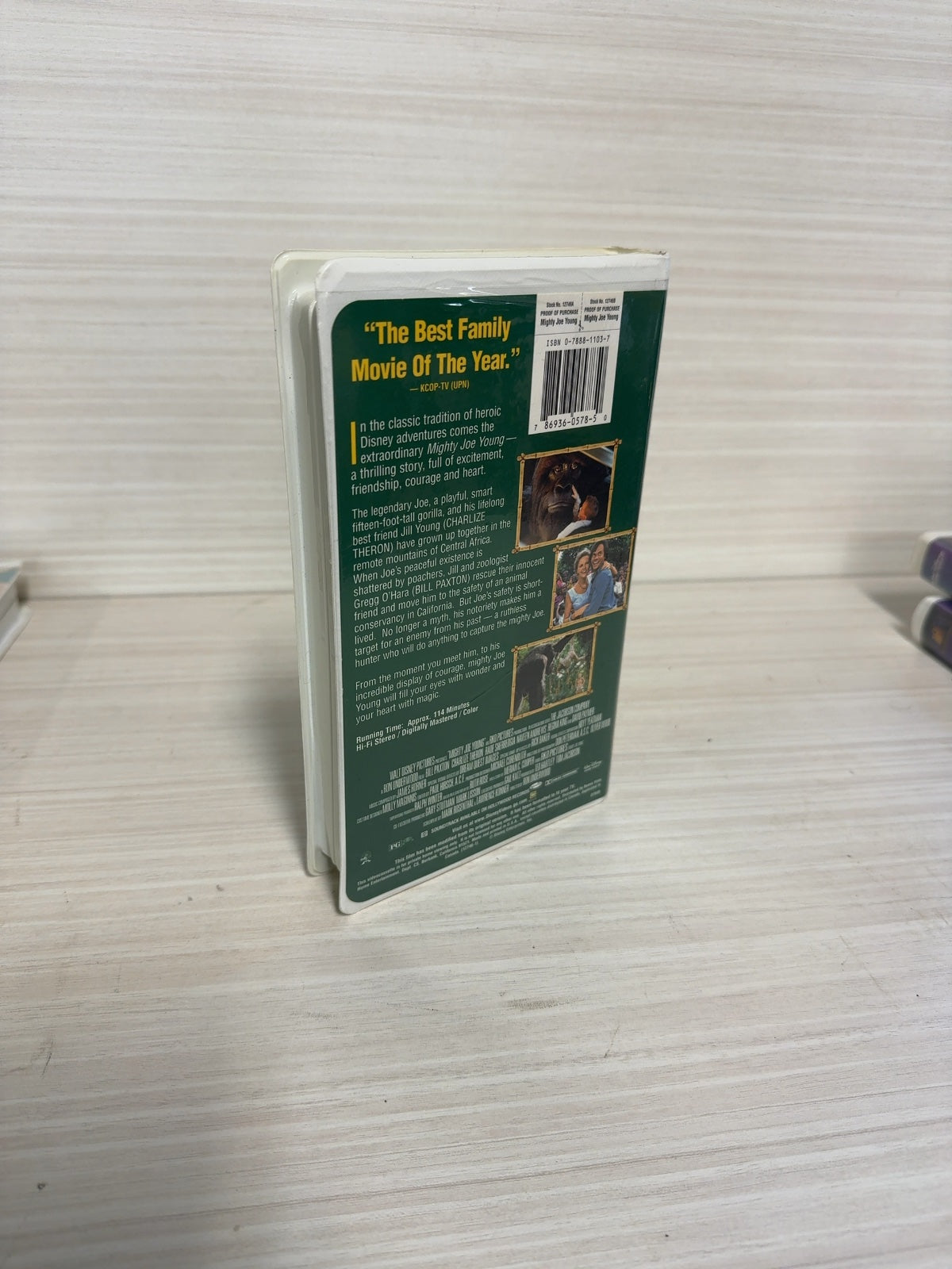 Mighty Joe Young (VHS, 1998) Charlize Theron Disney Very Good