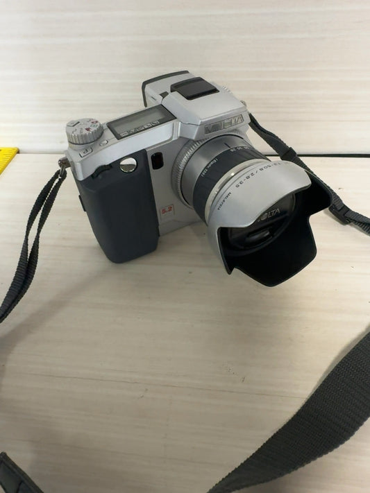 Minolta Dimage 7 5.2MP Digital Camera Read
